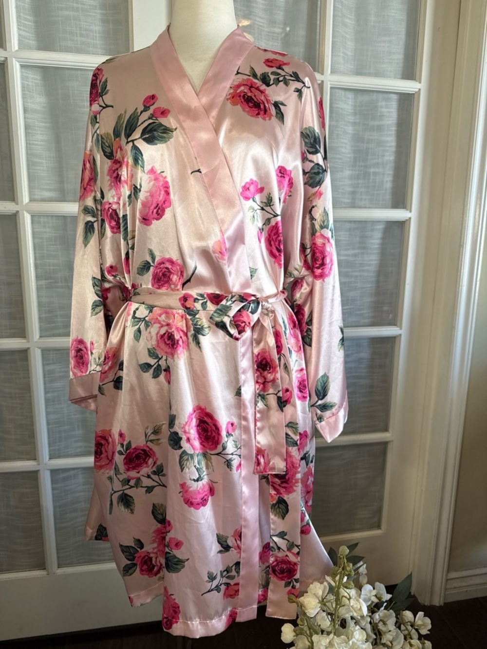 Thalia Sodi Pink Floral Satin Wrap Robe